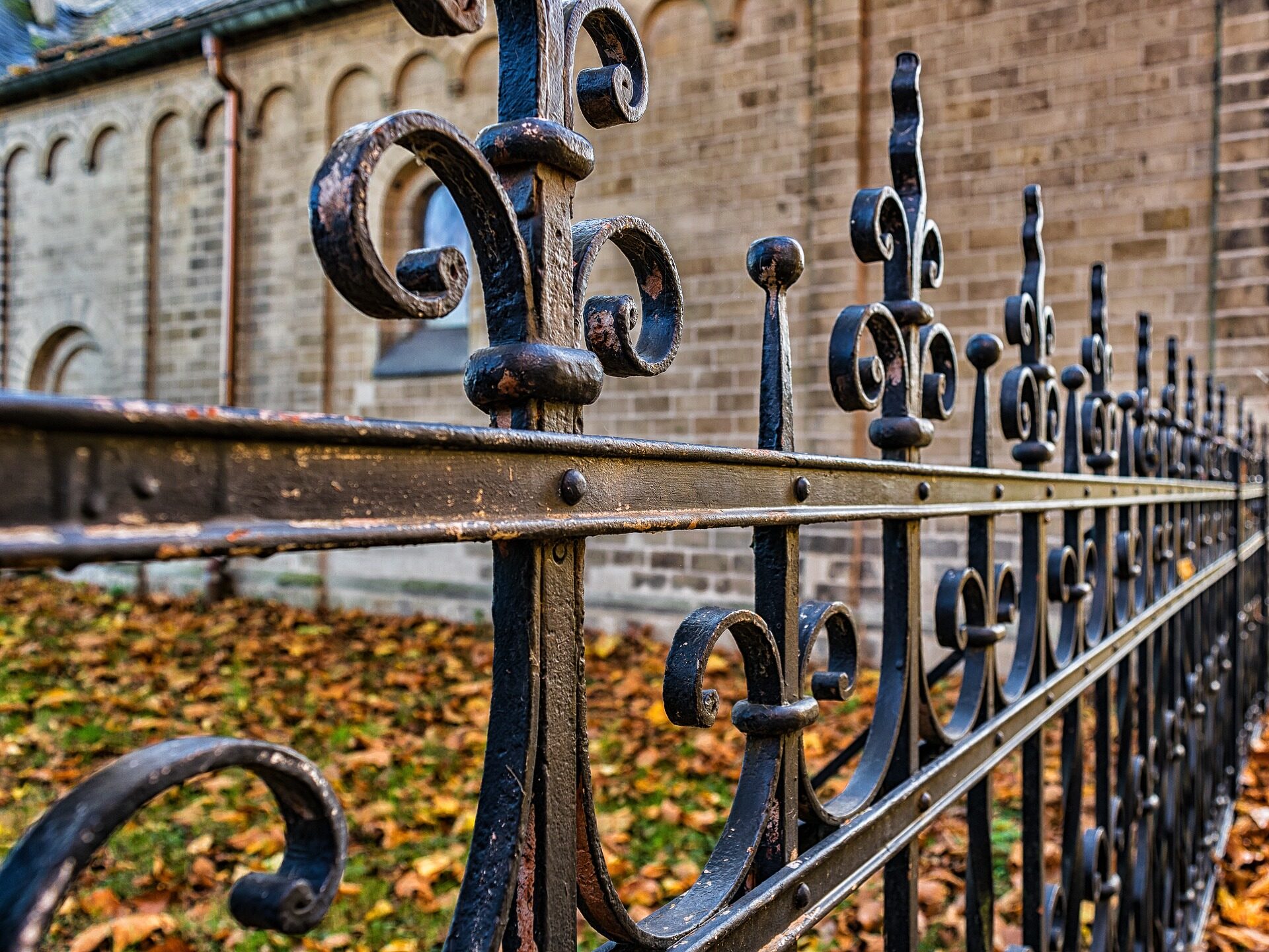 Wrought Iron Fence 4 Reasons To Love It Hercules Custom Iron Llc