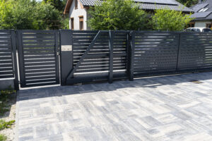 hercules custom iron residential fencing